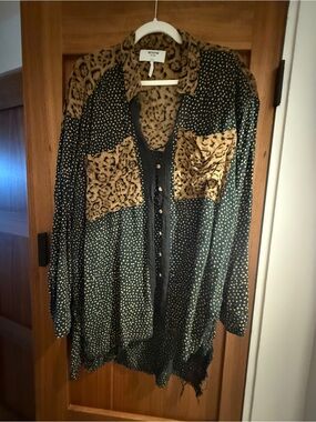 One Teaspoon coverup button down top